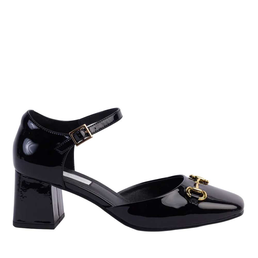 Kathryn Wilson Marion Heel